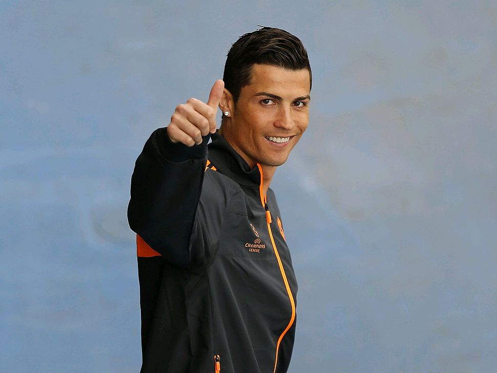 内马尔炮轰报销传闻：他们编造太多假新闻，我不会拿职业生涯冒险