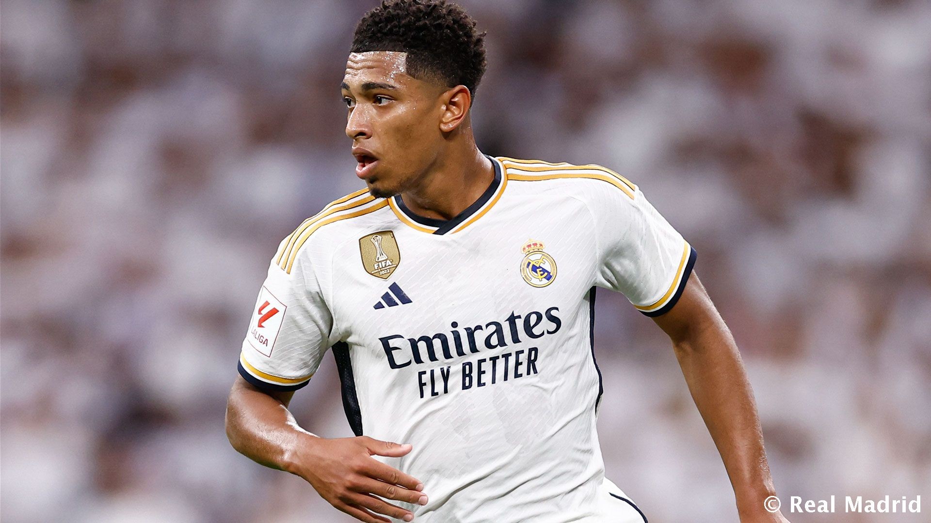 记者：曼奇尼执教萨德年薪1100万欧，成为世界薪酬第9高教练