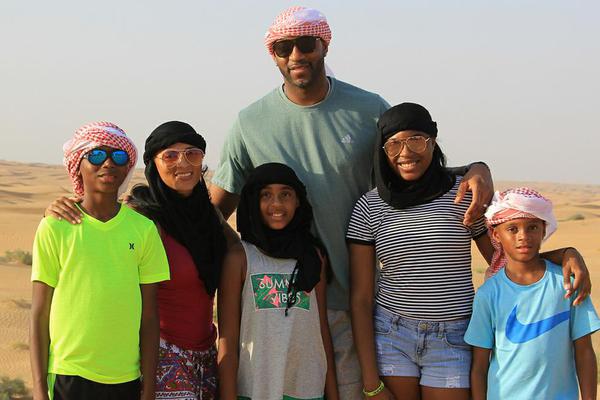 西蒙斯：很开心见到孙兴慜，他是热刺传奇&我很荣幸继承7号