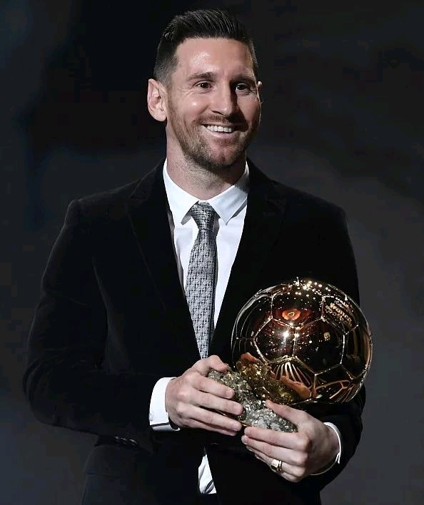 罗体：罗马旧将敦比亚接受测谎，结果显示其实际年龄超过40岁