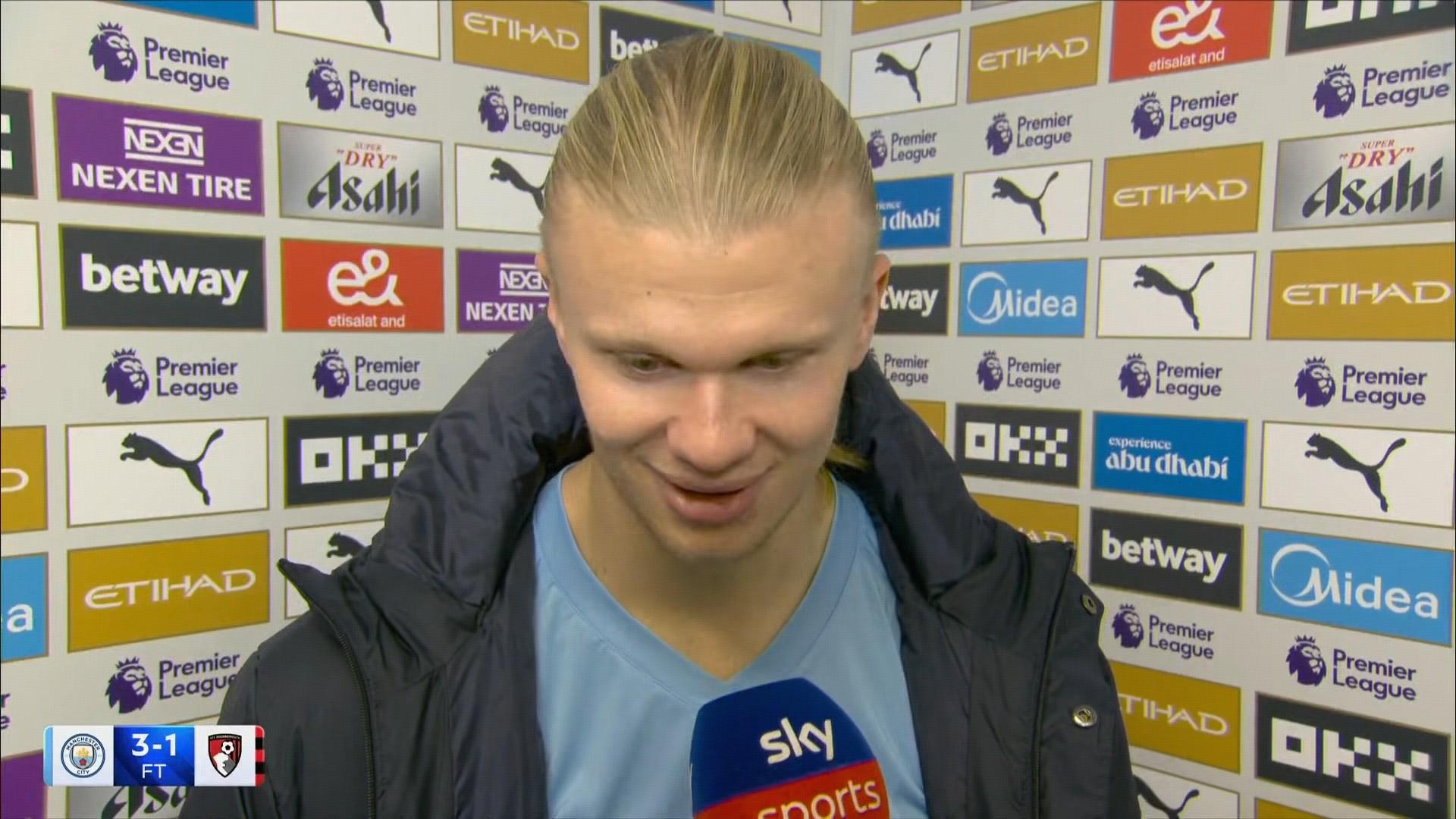 有父亲的风范吗？梅西小儿子西罗在迈阿密U8比赛中任意球破门